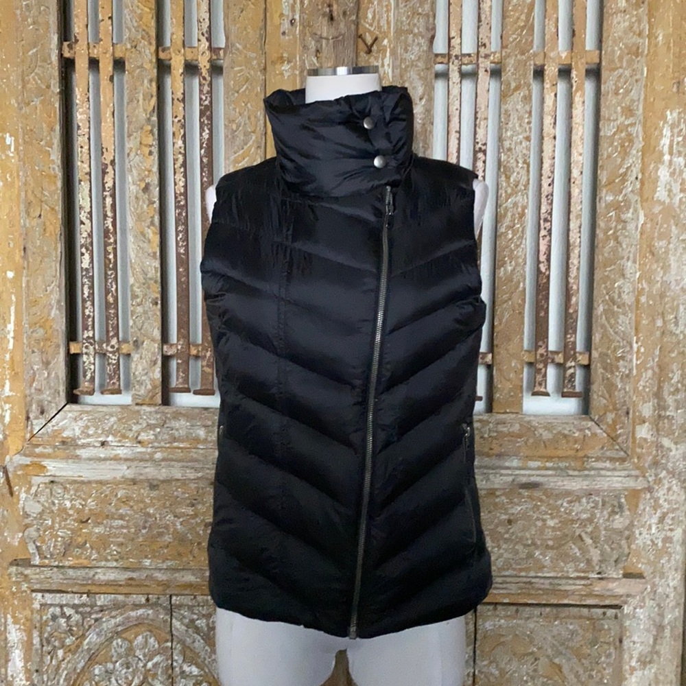 PATAGONIA Goose Down Puffer Asymmetrical Zip Black Ski Vest Womens Medium